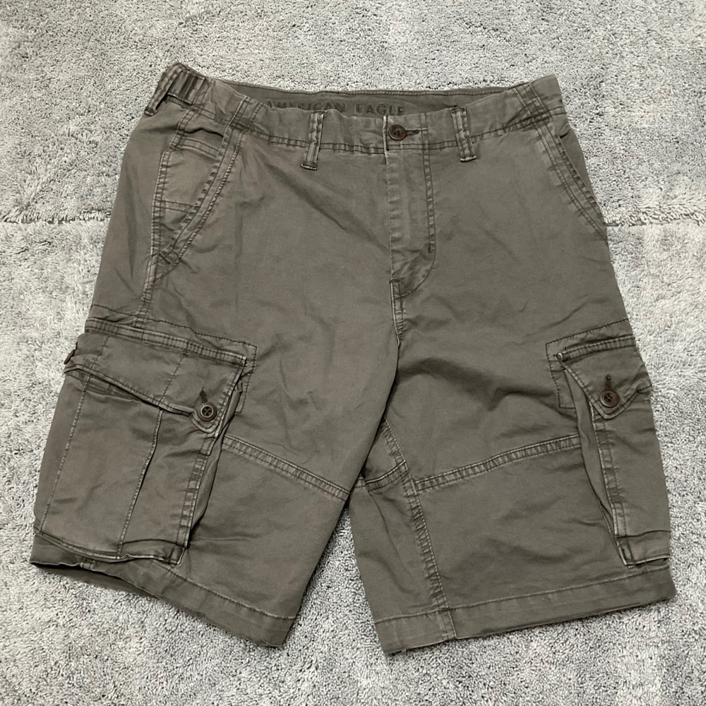 American Eagle Mens Classic Flex Cargo Shorts Olive Green Size 32 10 Inch Inseam
